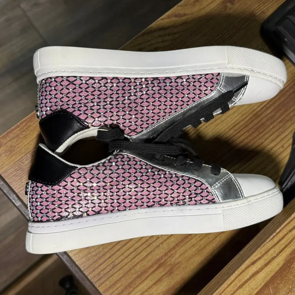 Steve Madden girls J-Rowdy sneakers size 2. Sparkly pink.